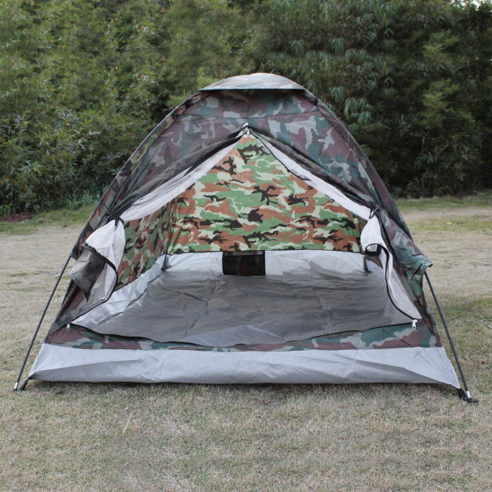 Недорогая палатка камуфляжного цвета