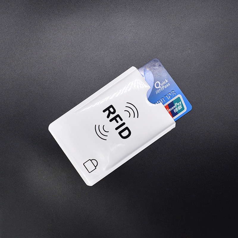 Чехол RFID для карт, который защитит от мошенников