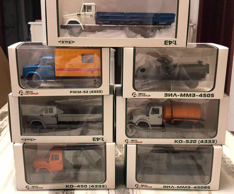 Несколько моделей грузовых советских автомобилей 1:43
